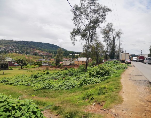 terrain-de-3000-m2-en-premier-plan-a-vendre-a-iavoloha-big-0