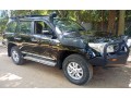 toyota-land-cruiser-v8-small-3